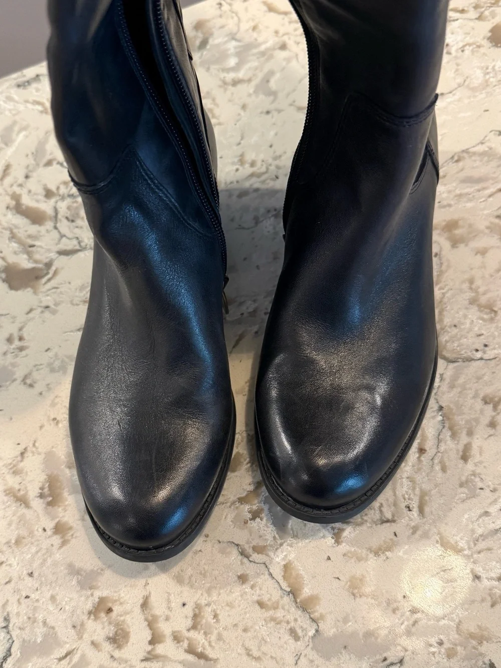 Vince Camuto Women’s 6 Black Leather Knee High Boots Block Heel Side Zip